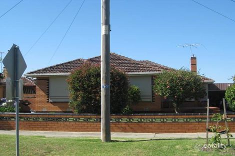 15 Warwick Rd, Sunshine North, VIC 3020