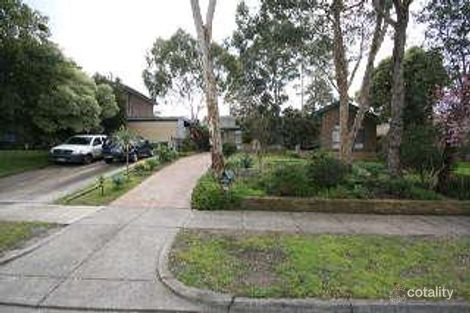 Property photo of 15 Illawara Crescent Bayswater North VIC 3153