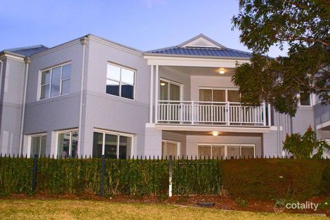 Property photo of 19 Rosemeadow Drive Cabarita NSW 2137