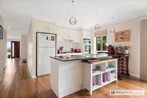 Property photo of 8 Byrne Close Kelso NSW 2795