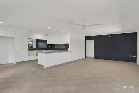 Property photo of 21 Windsor Close Brinsmead QLD 4870