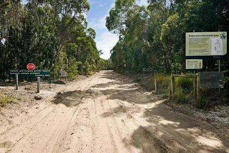 4 Seabreeze Ave, Banksia Beach, QLD 4507