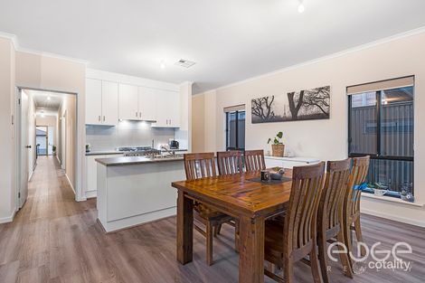 Property photo of 19 Highland Circuit Blakeview SA 5114