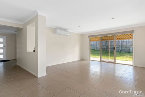 Property photo of 14 Rhiannon Drive Flinders View QLD 4305