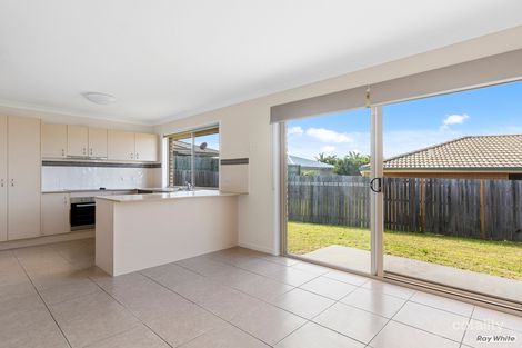 Property photo of 14 Rhiannon Drive Flinders View QLD 4305