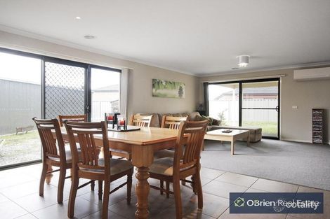 Property photo of 57 Ardent Crescent Cranbourne East VIC 3977