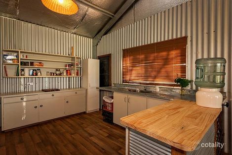 396 Giles Rd, Moonyoonooka, WA 6532