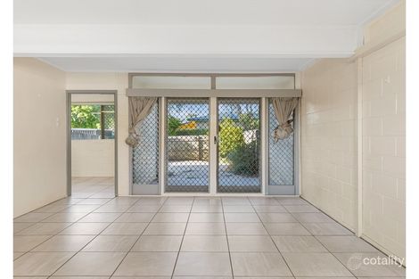 Property photo of 2/329 Hume Street South Toowoomba QLD 4350