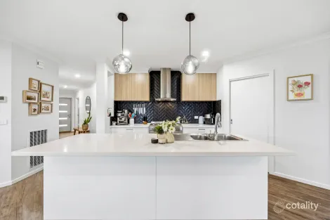 Property photo of 36 White Gum Way Winter Valley VIC 3358