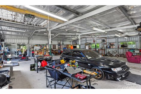 Property photo of 135 Lakes Creek Road Berserker QLD 4701