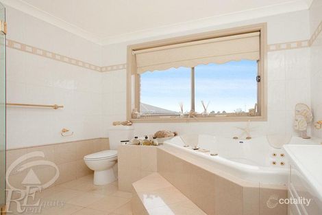 Property photo of 27 Frank Oliveri Drive Chipping Norton NSW 2170
