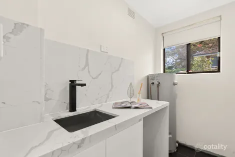 Property photo of 4/82-84 Hunter Street Hornsby NSW 2077