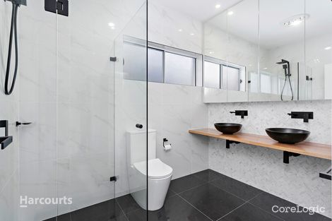 Property photo of 4/14 Jeffcoat Street Albion Park NSW 2527