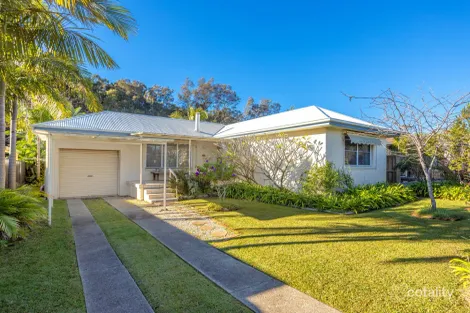 6 Richardson St, Old Bar, NSW 2430