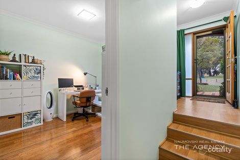 Property photo of 5 Pycombe Way Westminster WA 6061