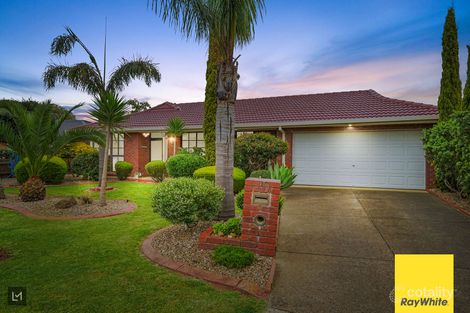 Property photo of 10 Stilt Court Werribee VIC 3030