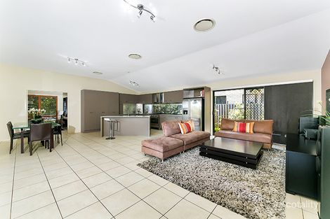 39 Riverina St, Calamvale, QLD 4116