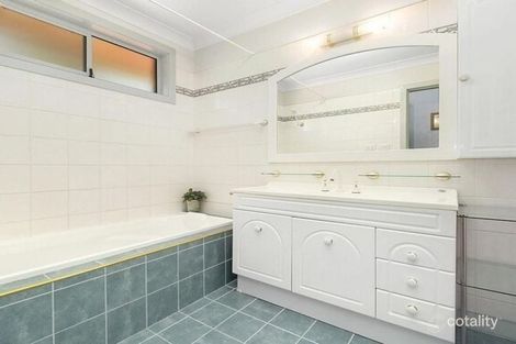 Property photo of 34 Moani Street Eleebana NSW 2282
