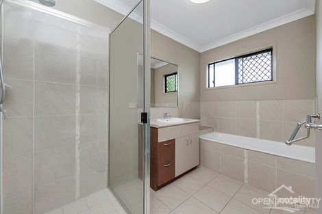 Property photo of 8 Franklin Drive Mount Louisa QLD 4814