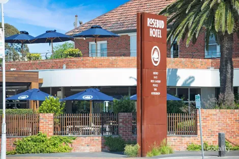 Property photo of 56 First Avenue Rosebud VIC 3939