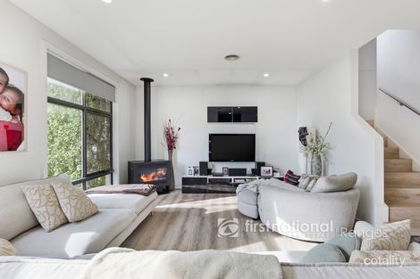 Property photo of 24 Stadium Circuit Mulgrave VIC 3170