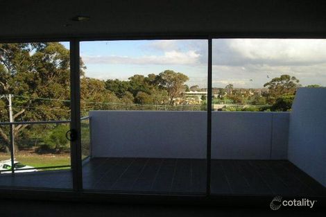 Property photo of 23/568 New Street Brighton VIC 3186