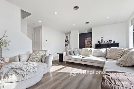 Property photo of 24 Stadium Circuit Mulgrave VIC 3170