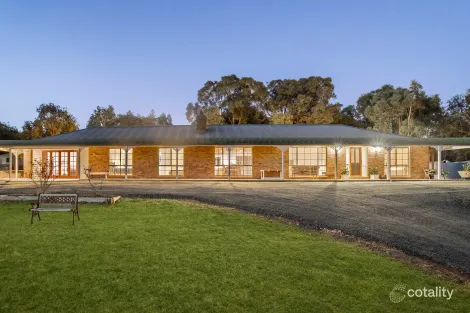 428 Tooborac Rd, Lancefield, VIC 3435
