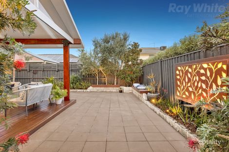 Property photo of 19 Deepwater Drive Waterways VIC 3195