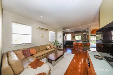 Property photo of 12 Batlow Avenue Batlow NSW 2730