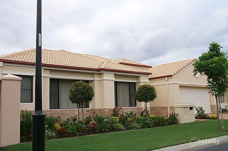 6 Stingray Cres, Burleigh Waters, QLD 4220
