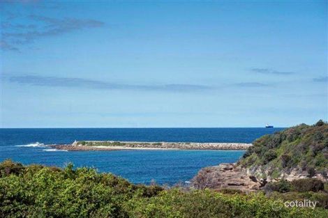 37 Ocean View Pde, Caves Beach, NSW 2281