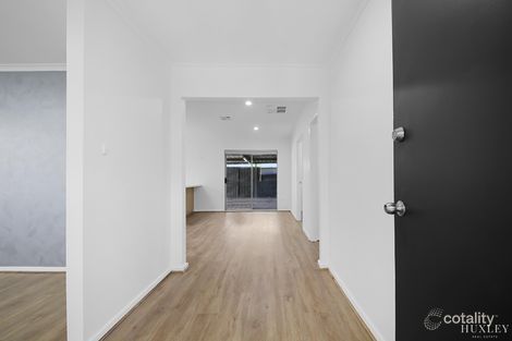 Property photo of 15 Cormorant Crescent Werribee VIC 3030