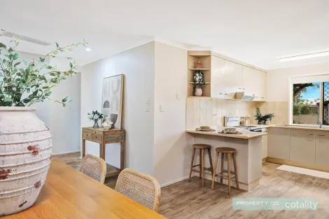 Property photo of 5 Westview Terrace Avoca QLD 4670