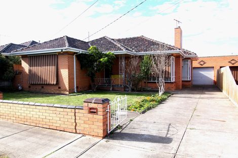 6 Maryvale St, Sunshine, VIC 3020