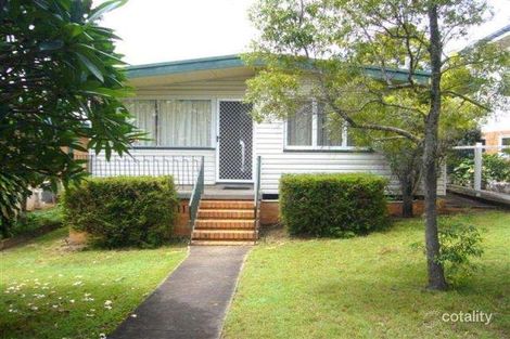 24 Hockings St, Holland Park West, QLD 4121