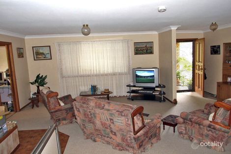 Property photo of 2 Allambie Close Taree NSW 2430