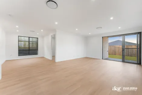 Property photo of 90 Macadamia Circuit Park Ridge QLD 4125