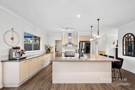 Property photo of 9 Berkshire Street Doreen VIC 3754