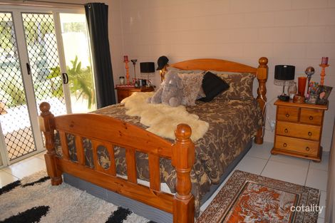 Property photo of 226 Jacaranda Drive Millstream QLD 4888