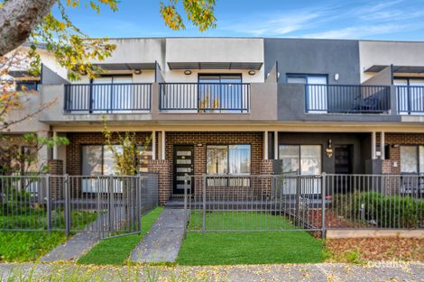 Property photo of 57 Valiant Crescent Craigieburn VIC 3064