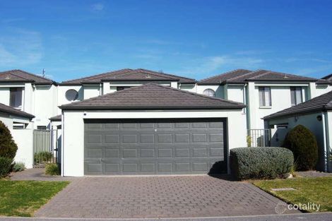 4 Tolarno Dr, Hindmarsh Island, SA 5214