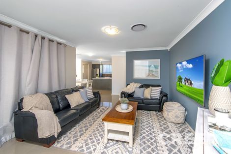 Property photo of 14 Merrivale Road Mount Hutton NSW 2290