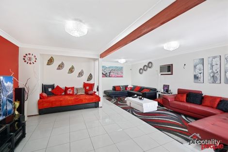 Property photo of 20 Mistletoe Avenue Macquarie Fields NSW 2564