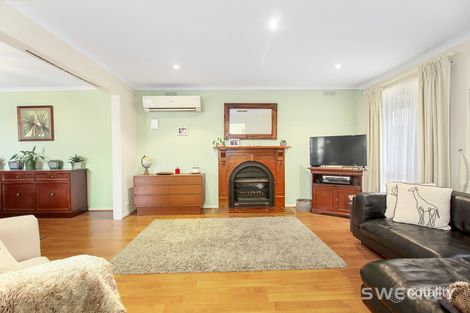Property photo of 42 Simmons Drive Seaholme VIC 3018