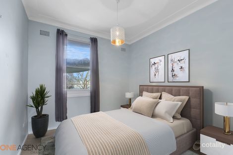 Property photo of 17 Kearneys Drive Orange NSW 2800