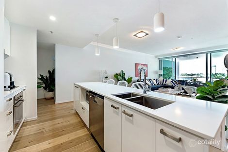 Property photo of 2318/33 T E Peters Drive Broadbeach Waters QLD 4218