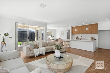 15 Royal Pde, Moana, SA 5169