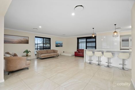 Property photo of 4 Atlas Crescent Benowa QLD 4217