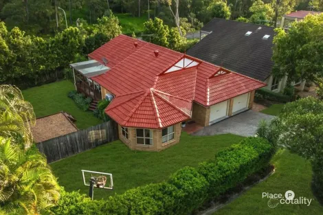 Property photo of 31 Kirra Place Carindale QLD 4152